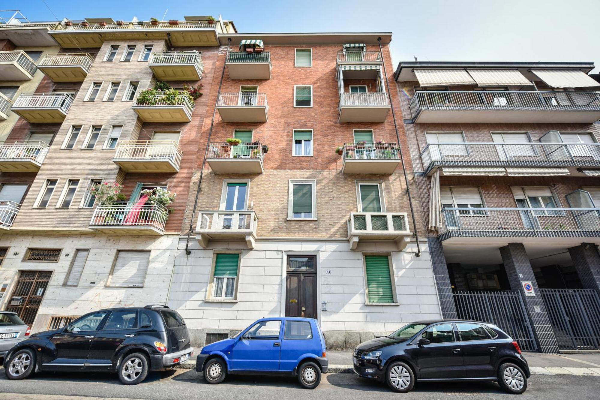 Benvenuti Casa Leo - Elegante Appartamento ตูริน ภายนอก รูปภาพ